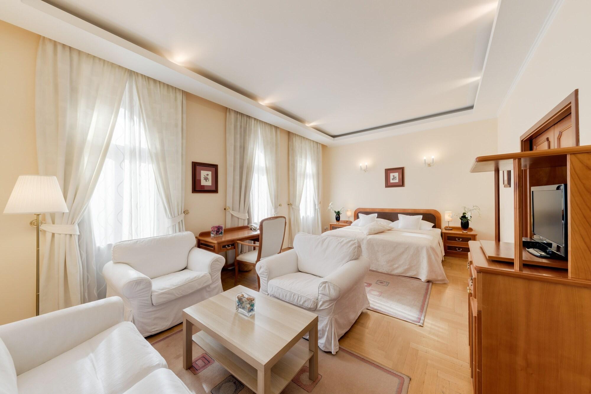 Louren Hotel Πράγα Εξωτερικό φωτογραφία