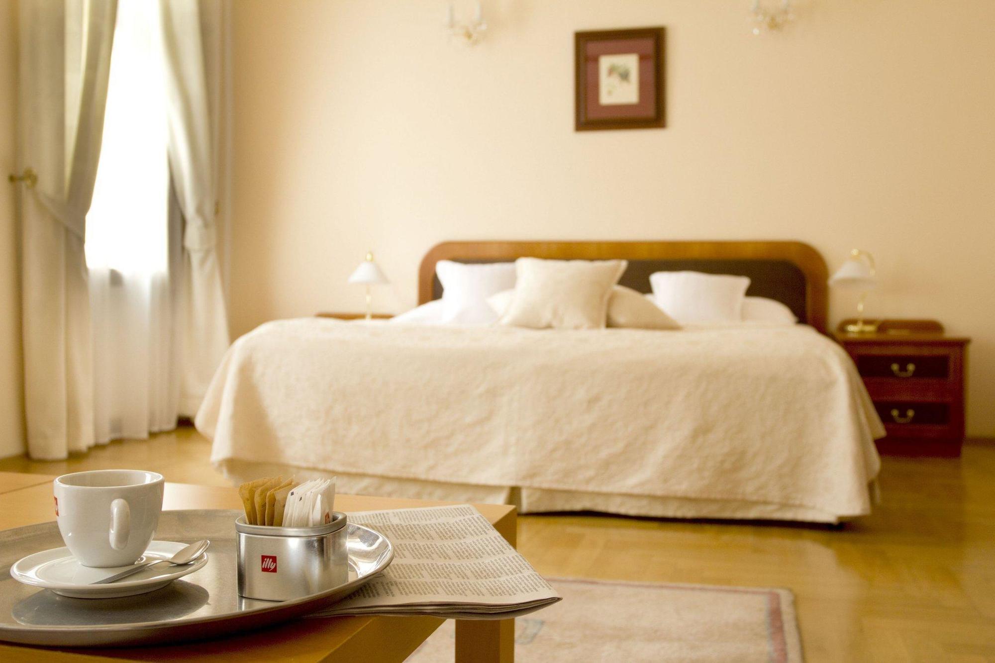 Louren Hotel Πράγα Εξωτερικό φωτογραφία