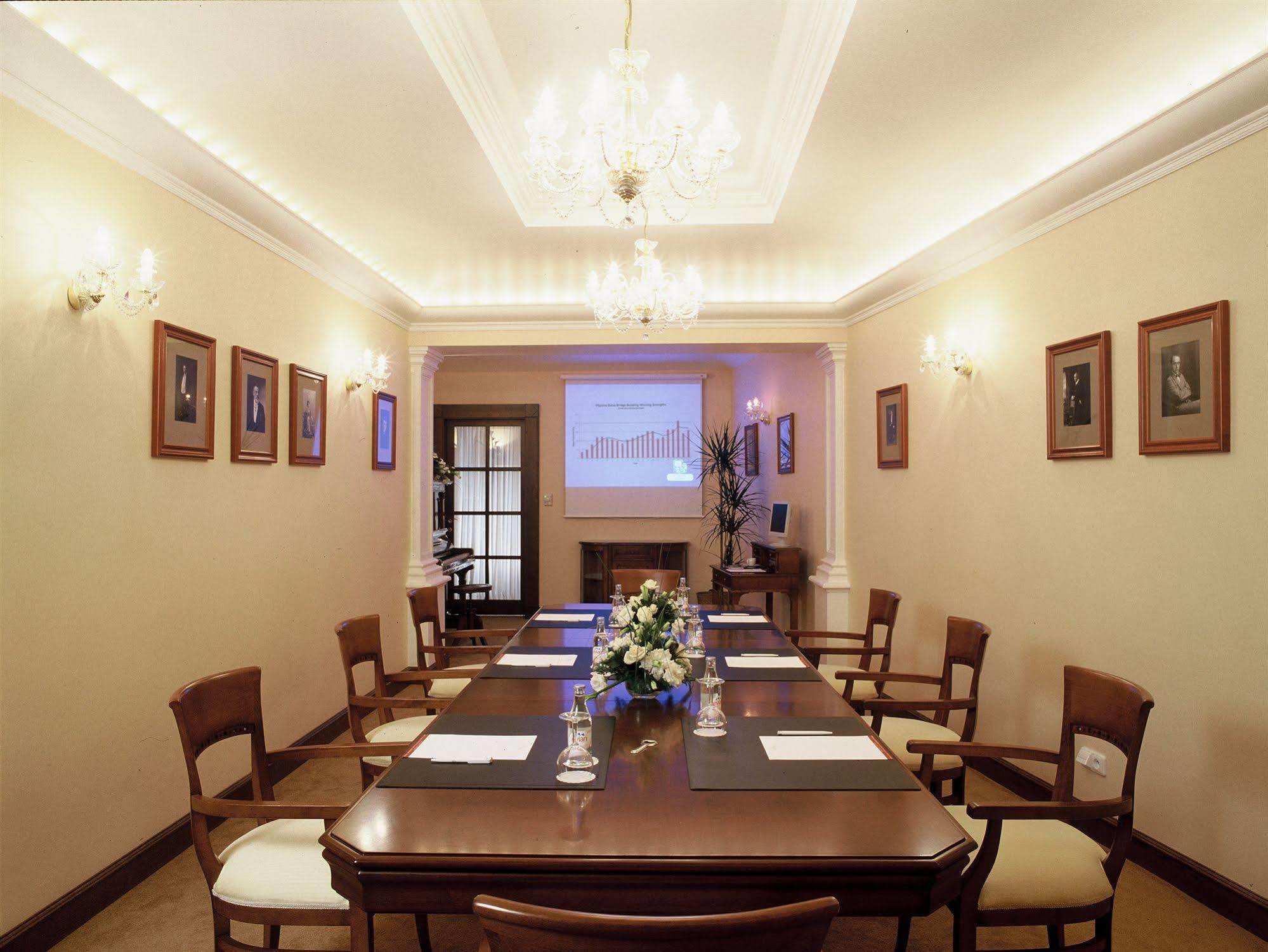 Louren Hotel Πράγα Εξωτερικό φωτογραφία