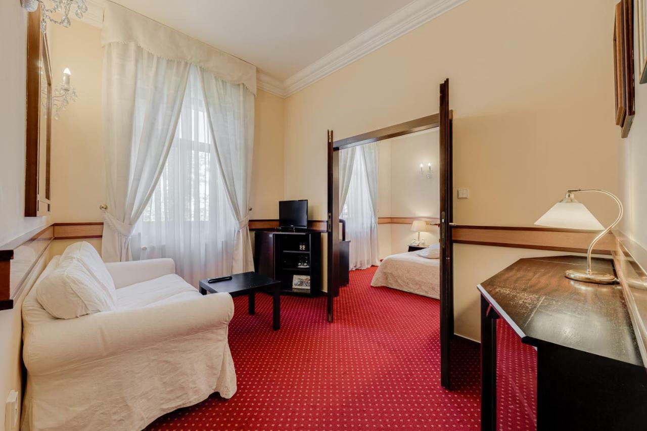 Louren Hotel Πράγα Εξωτερικό φωτογραφία
