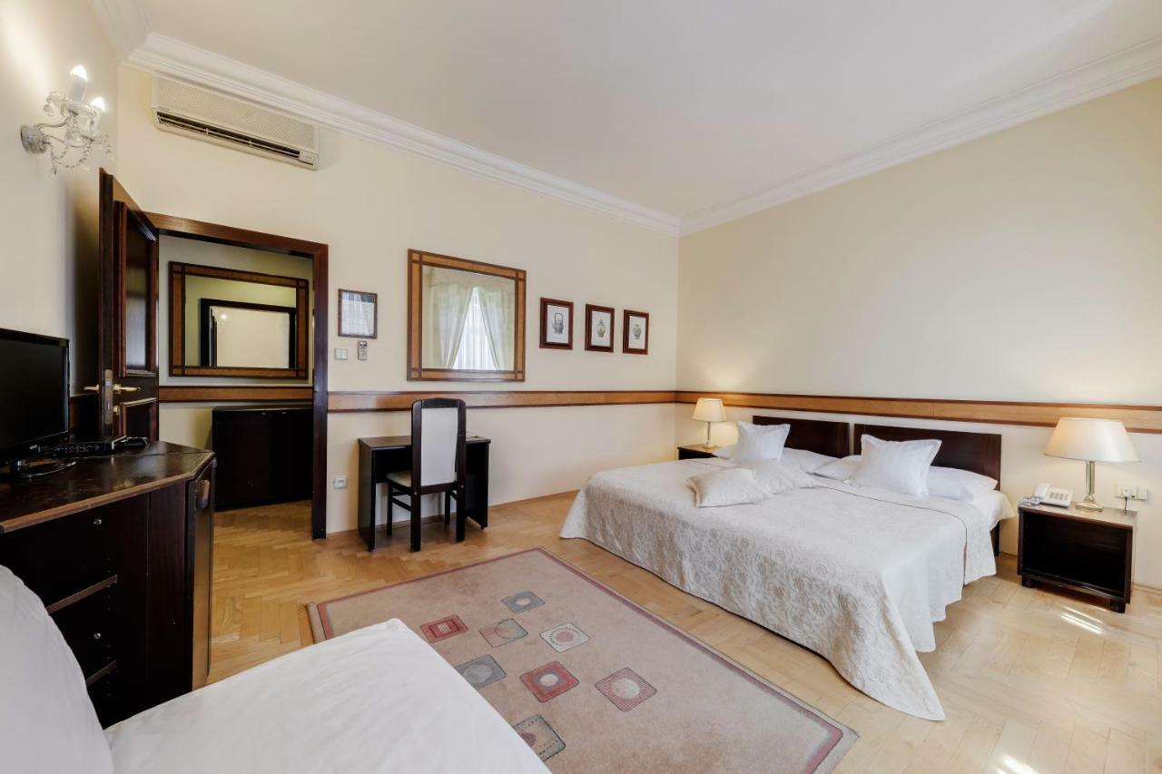 Louren Hotel Πράγα Εξωτερικό φωτογραφία